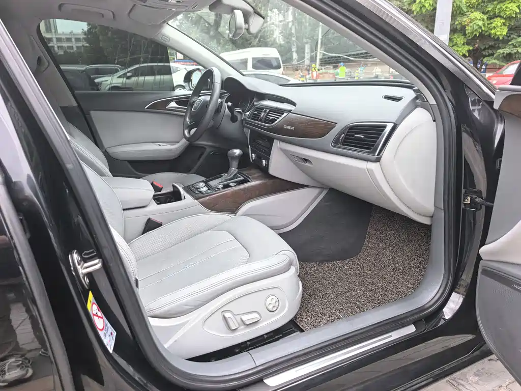 Audi A6L 2012 50 TFSI quattro Luxury