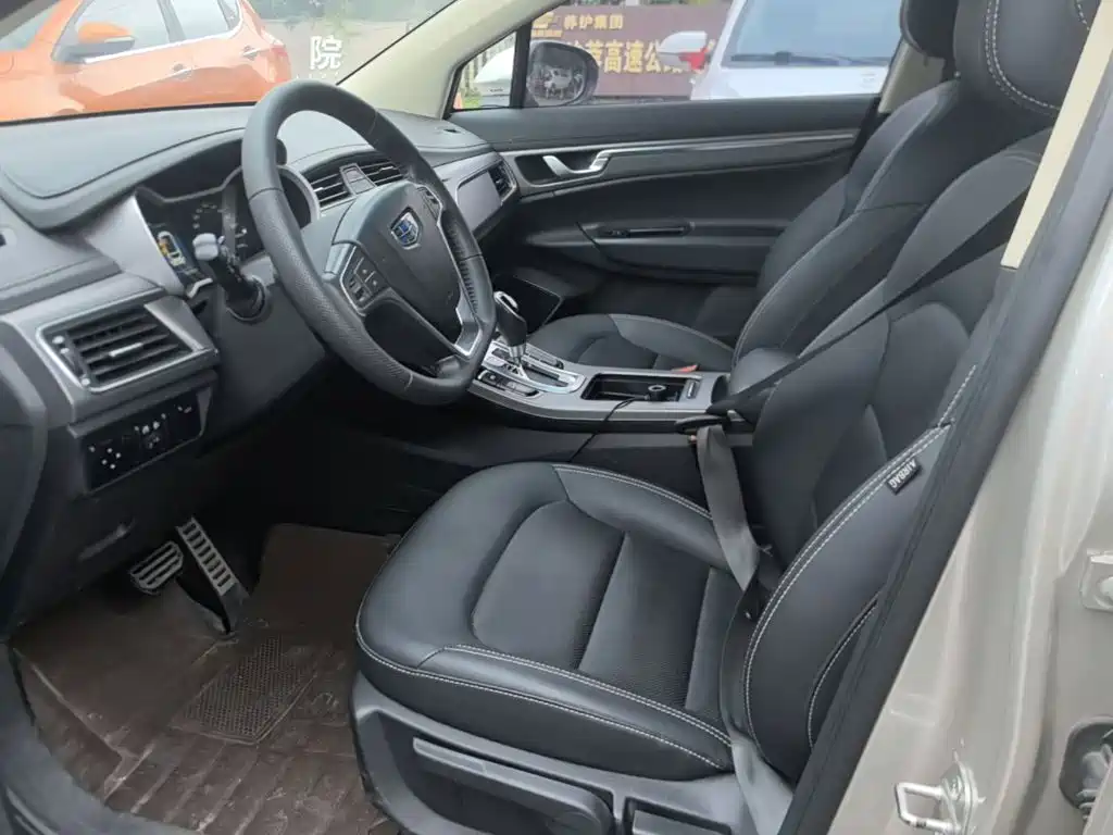 Geely Emgrand GS — миниатюра 15