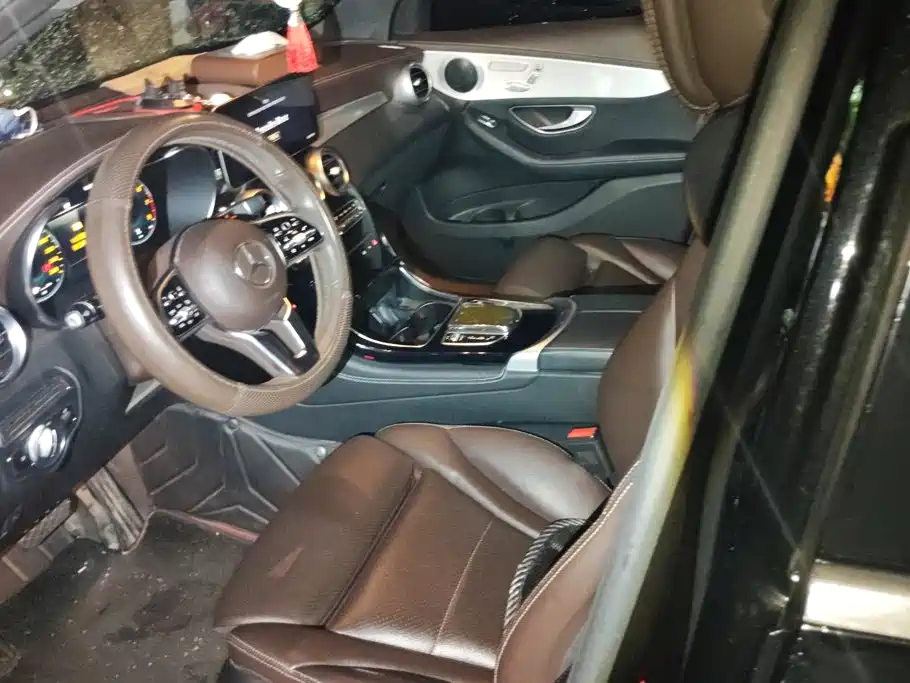 Mercedes-Benz GLC — миниатюра 12