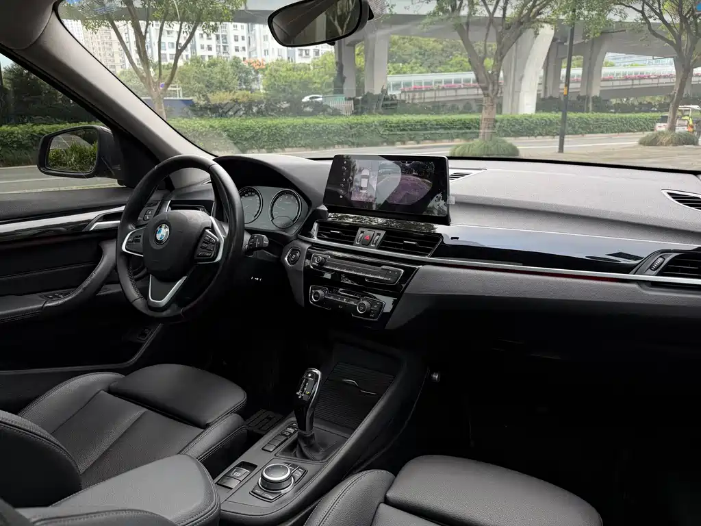 BMW X1 — миниатюра 13