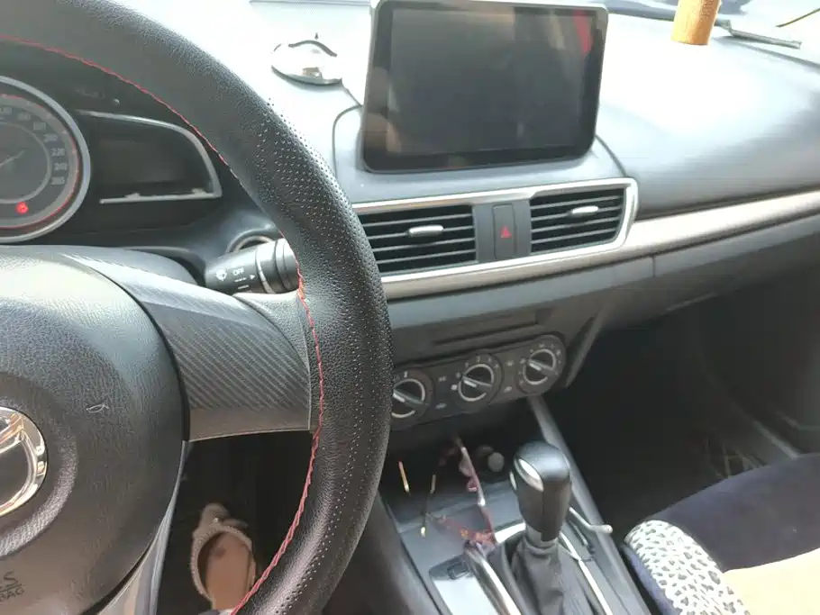 Mazda 3 Axela — миниатюра 13