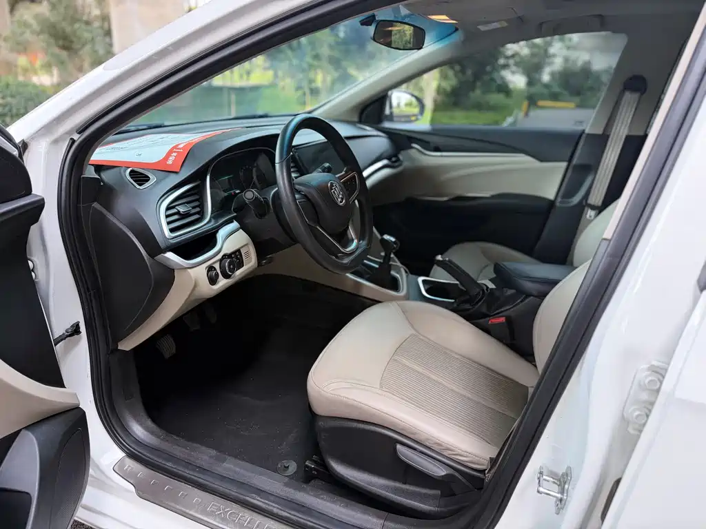 Buick Excelle — миниатюра 11