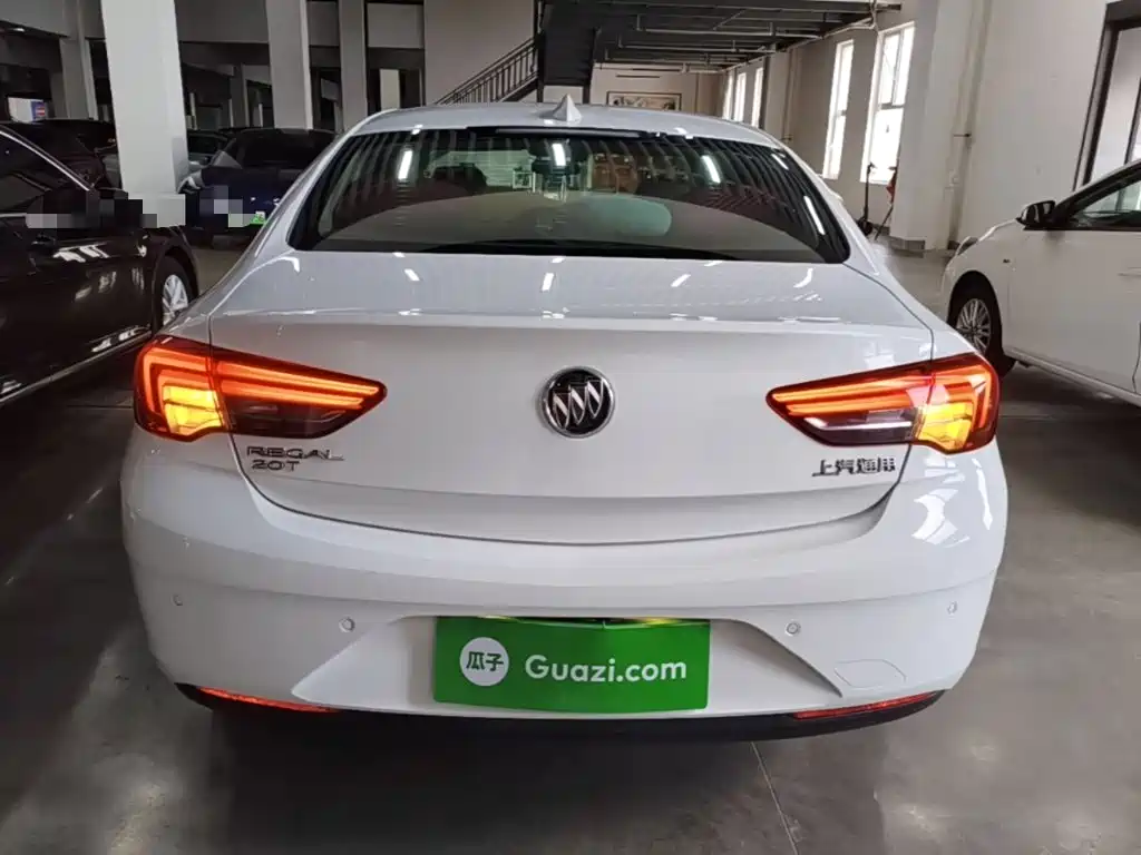 Buick Regal — миниатюра 6