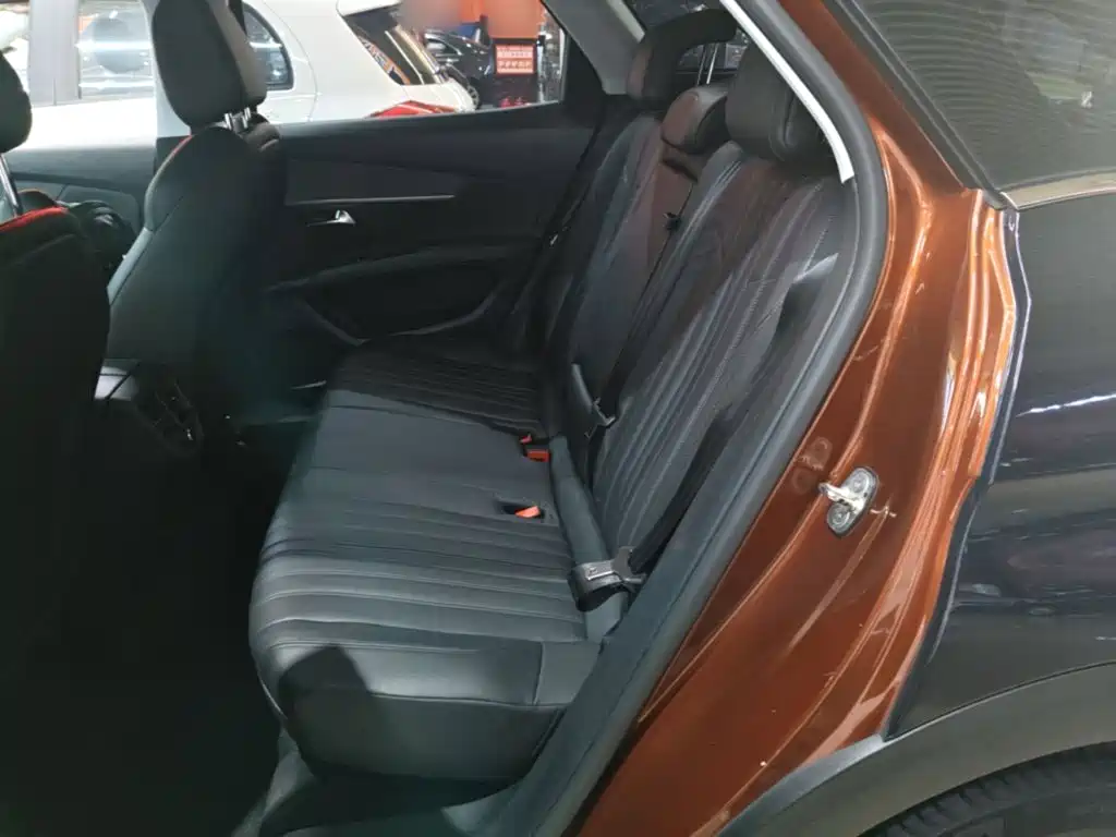 Peugeot 4008 — миниатюра 17