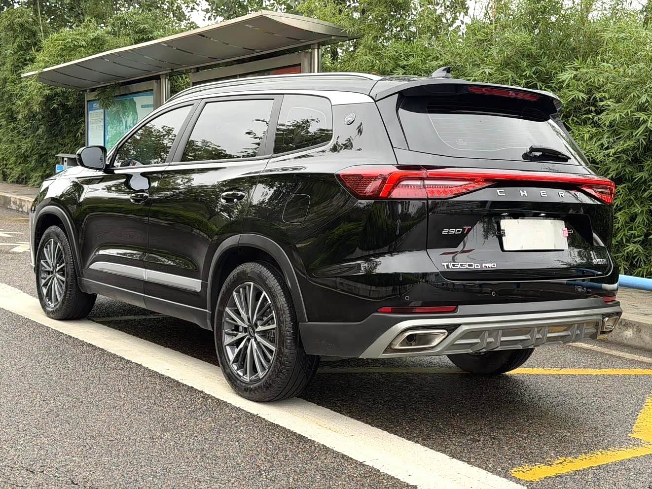 CHERY Tiggo 8 1.5 л 2025 г. Чёрный, пробег 21000 км