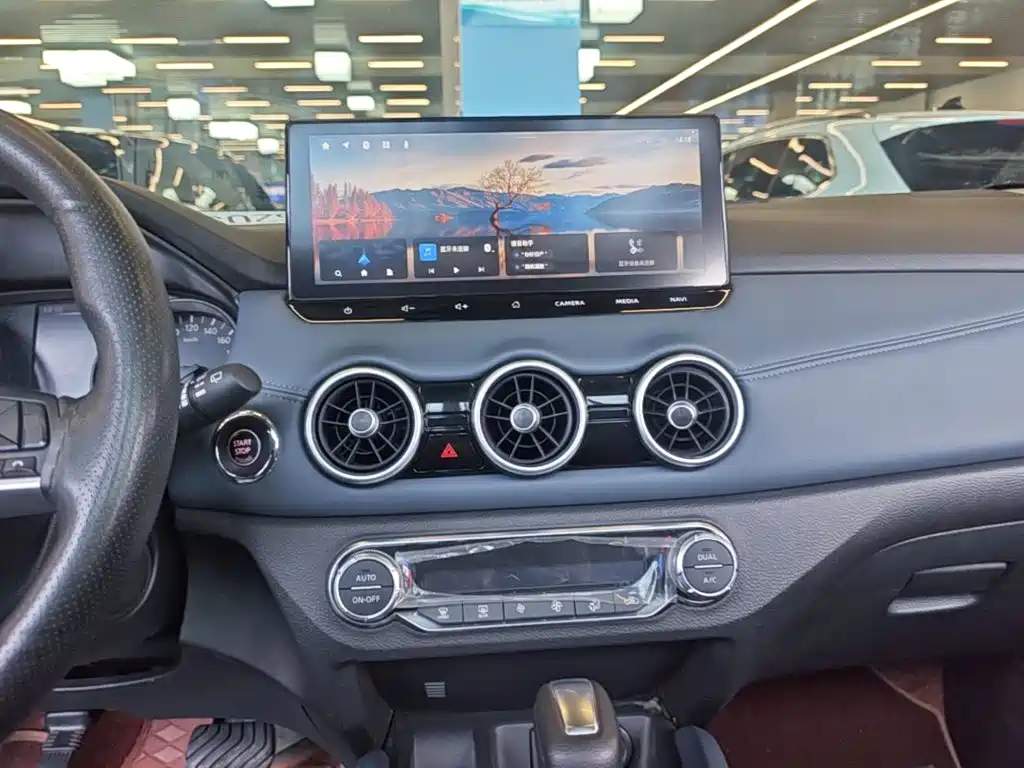 Nissan Qashqai — миниатюра 13