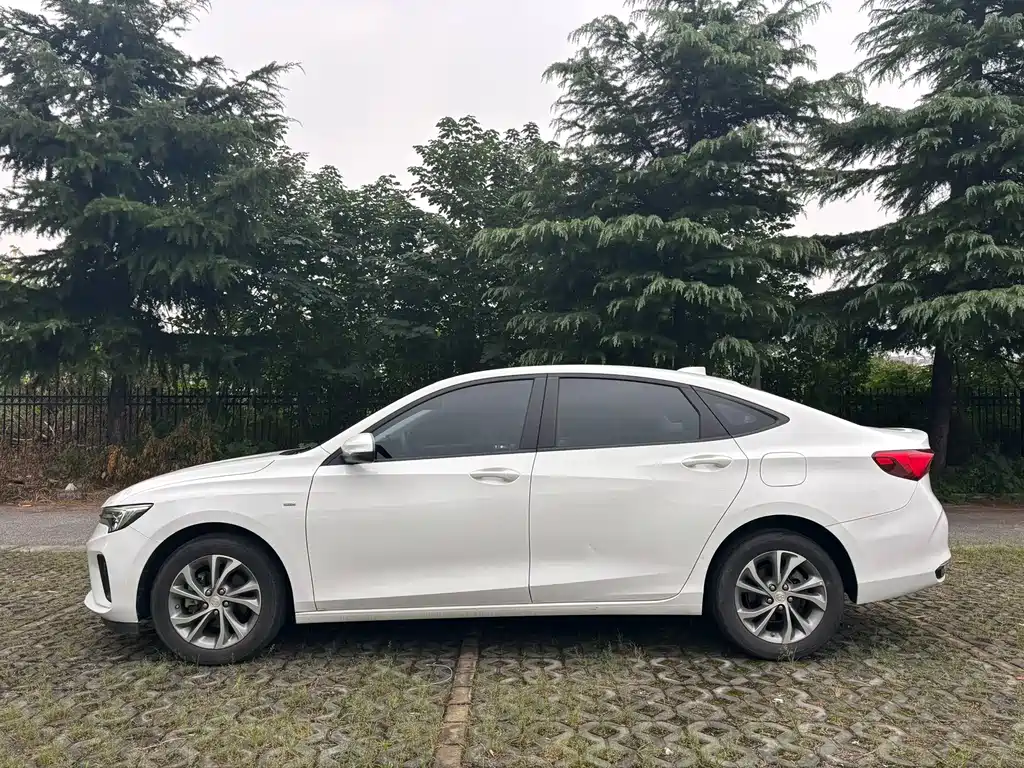Buick Verano — миниатюра 3