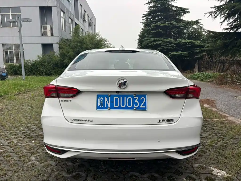 Buick Verano — миниатюра 5