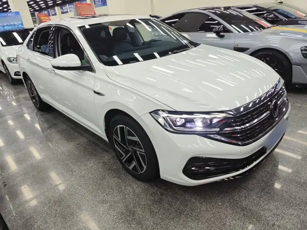 Volkswagen Sagitar — миниатюра 4