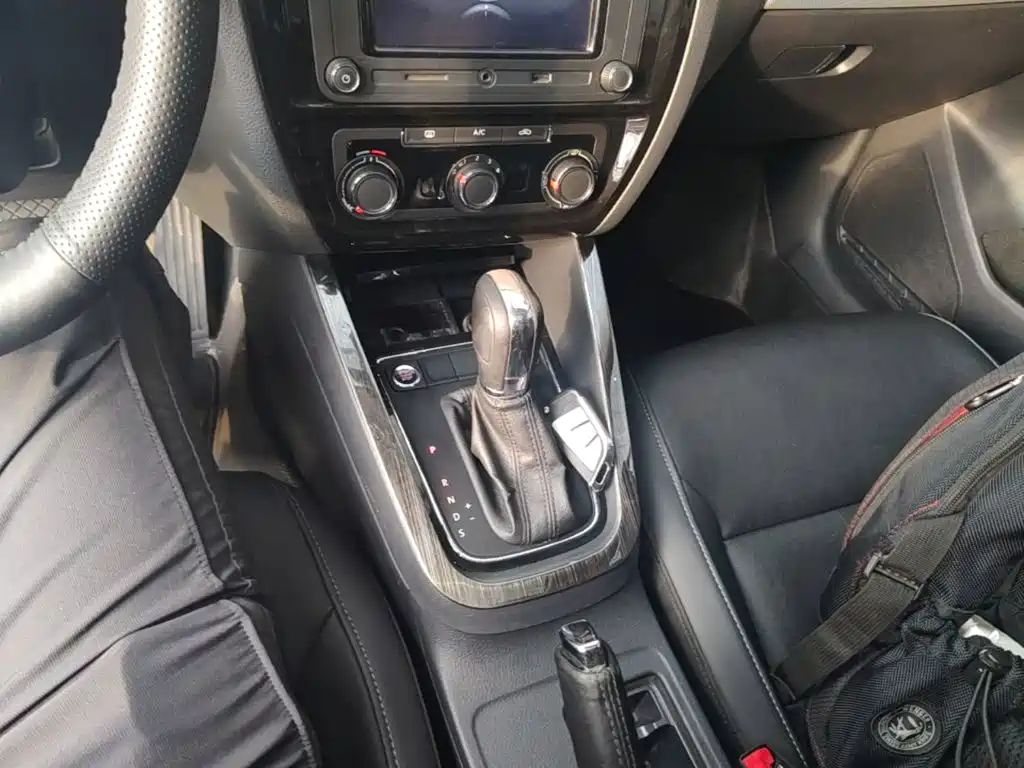 Volkswagen Sagitar — миниатюра 14