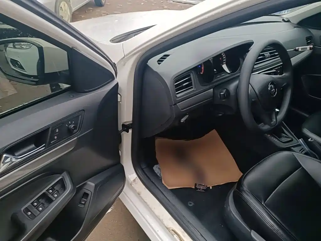 Volkswagen Lavida — миниатюра 16