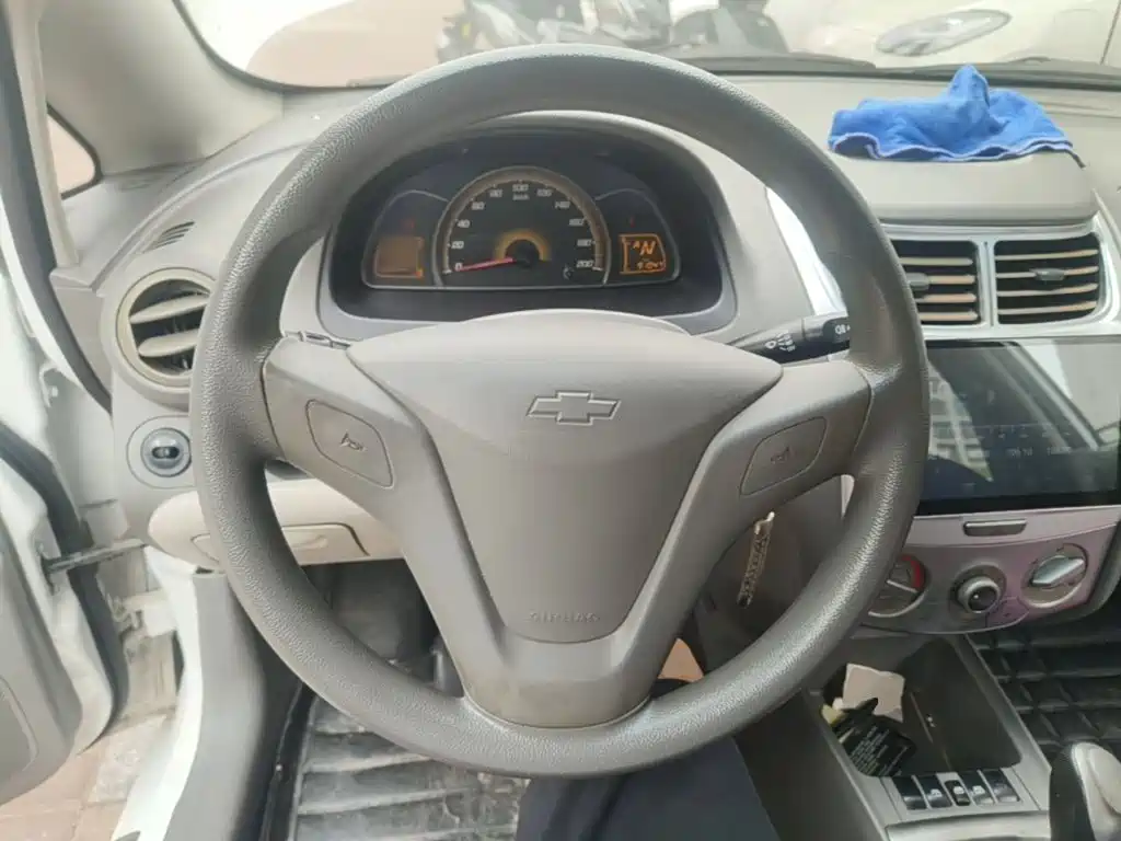 Chevrolet Sail — миниатюра 7