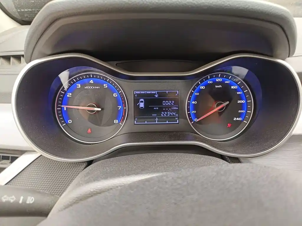 Geely Vision — миниатюра 4