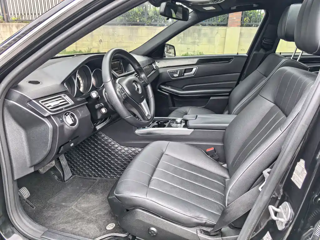 Mercedes-Benz E-Class E 2015 E 260 L Sport Fashion