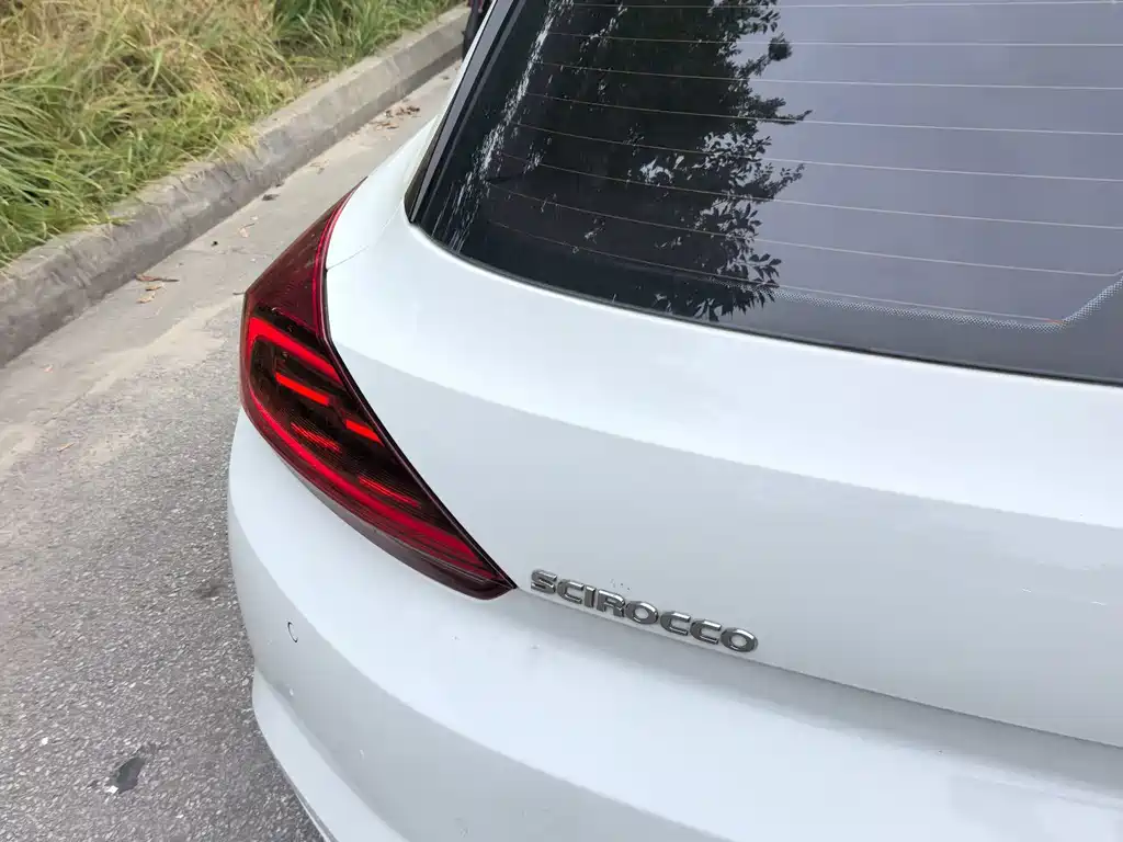 Volkswagen Scirocco — миниатюра 12