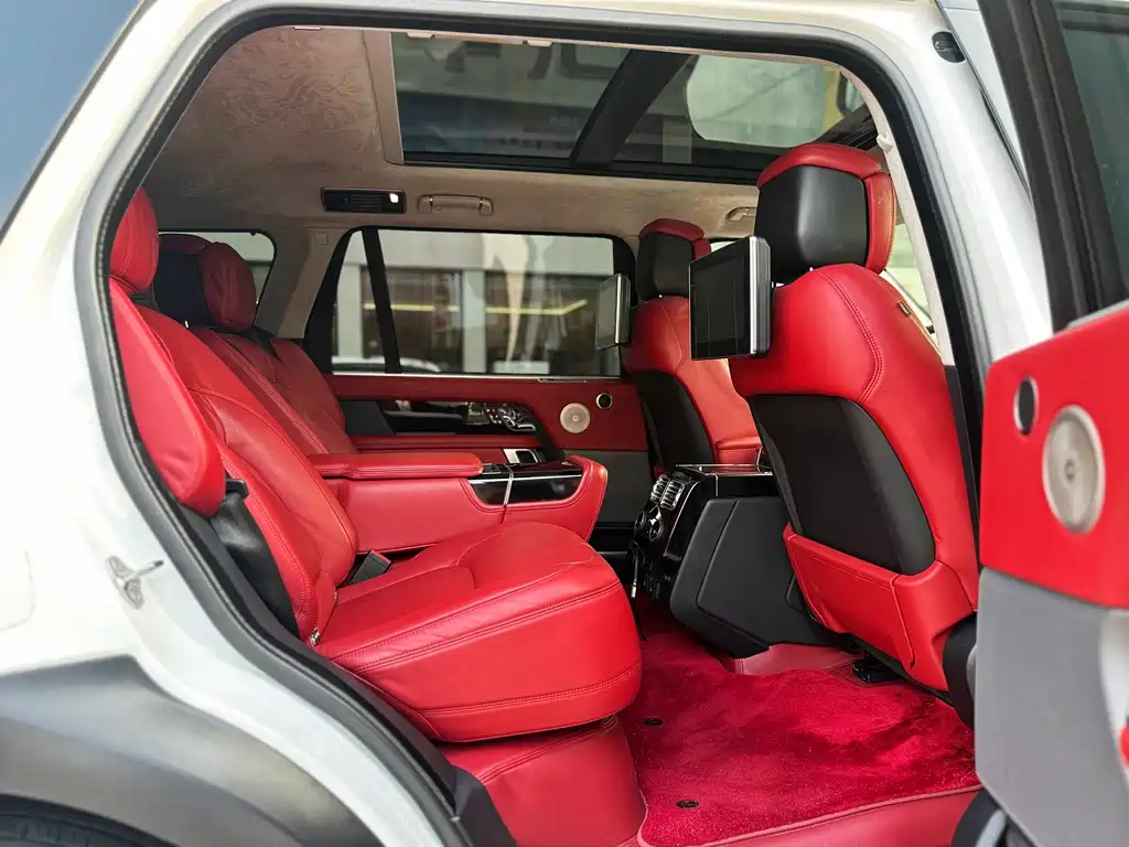 Land Rover Range Rover — миниатюра 16