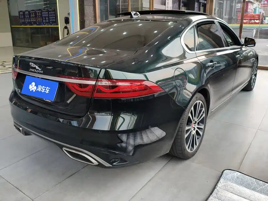 Jaguar XFL — миниатюра 3