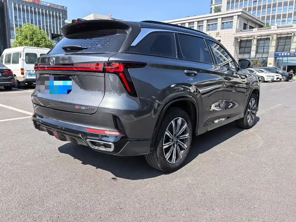 Changan CS75PLUS 2023 — фото 7