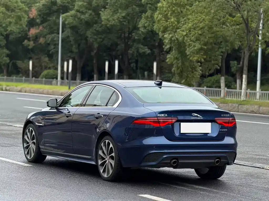Jaguar XEL — миниатюра 4