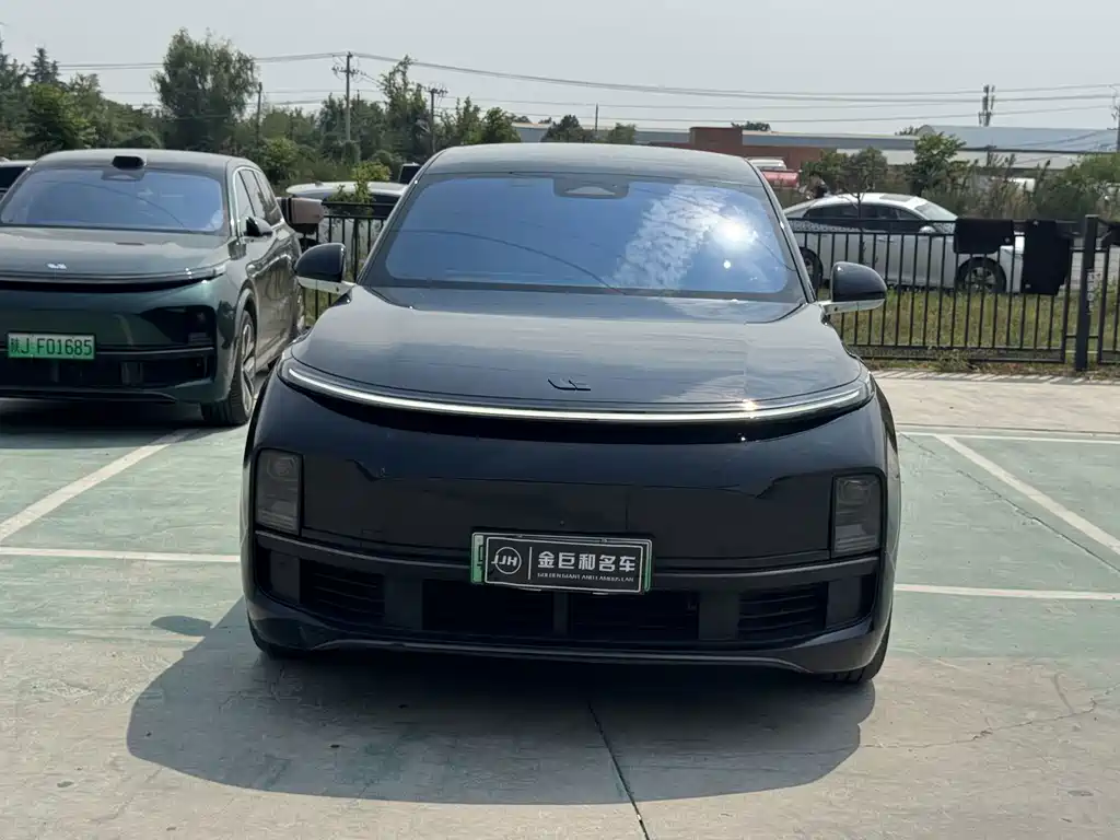 Li Auto Li L8 — миниатюра 2