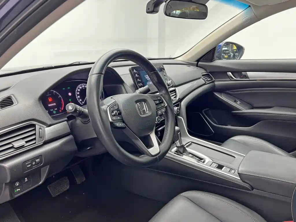 Honda Inspire — миниатюра 12