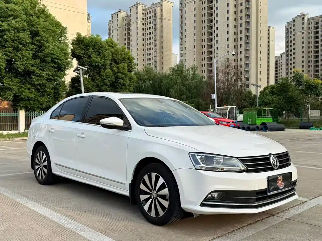 Volkswagen Sagitar — миниатюра 3