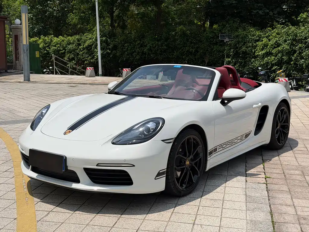 Porsche 718 2025