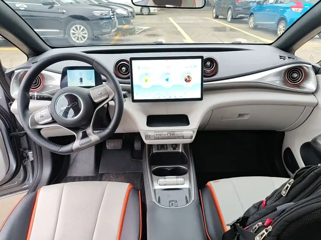 BYD Dolphin — миниатюра 10