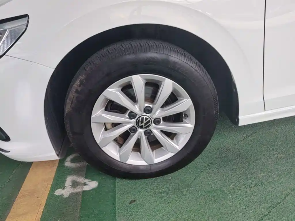 Volkswagen Bora — миниатюра 23