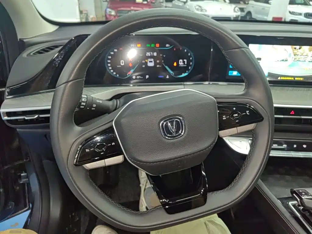 Changan Eado — миниатюра 11