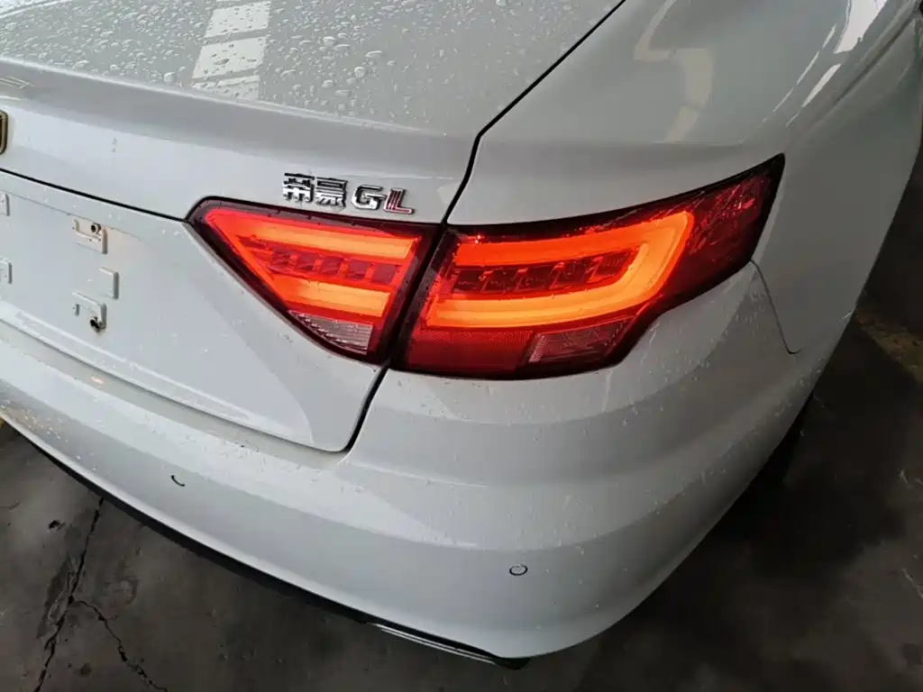 Geely Emgrand GL — миниатюра 8