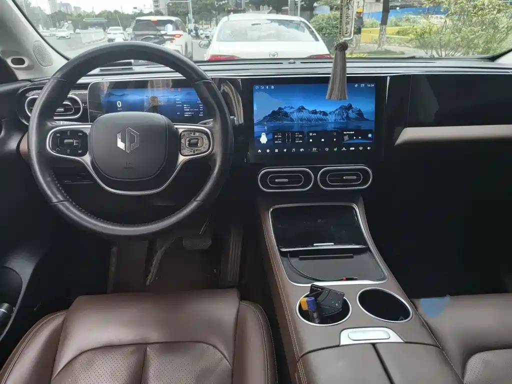 Leapmotor Leapmotor C11 — миниатюра 13