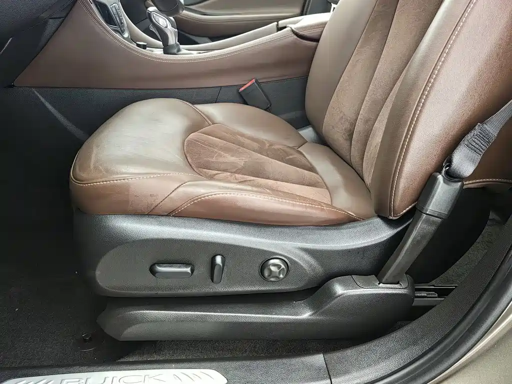 Buick Envision Plus — миниатюра 20