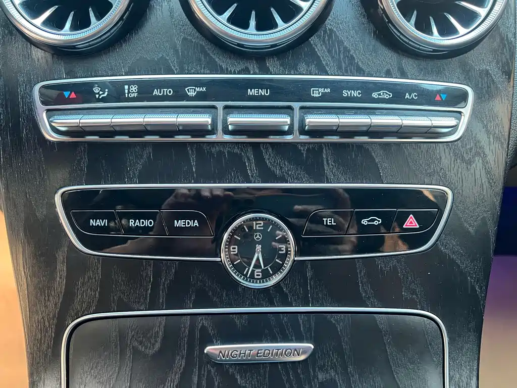 Mercedes-Benz C-Class — миниатюра 17
