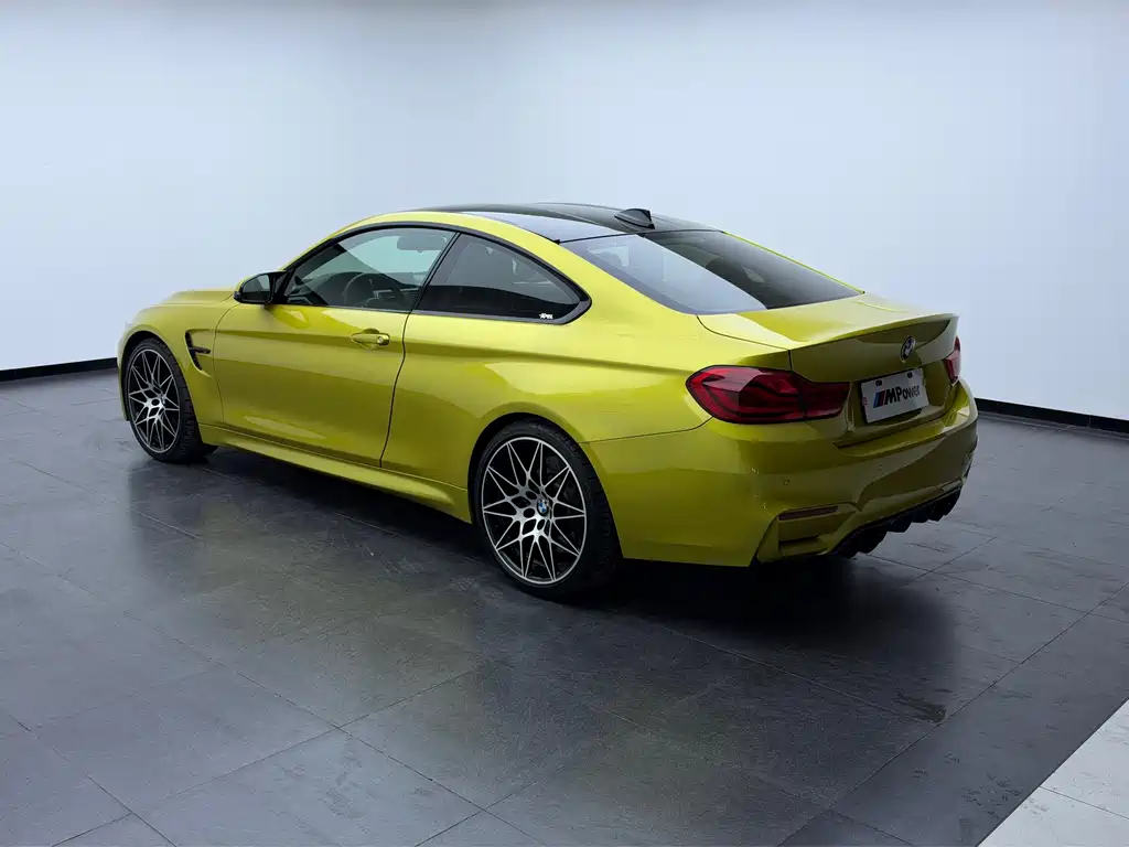 BMW M4 — миниатюра 8