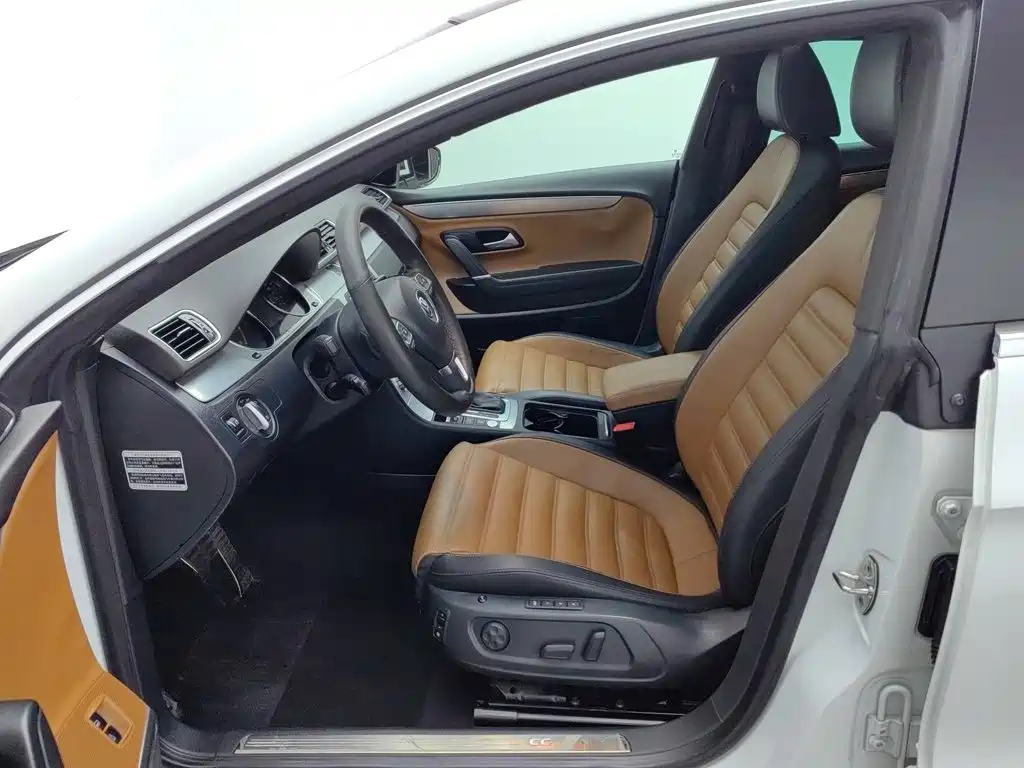 Volkswagen CC — миниатюра 10