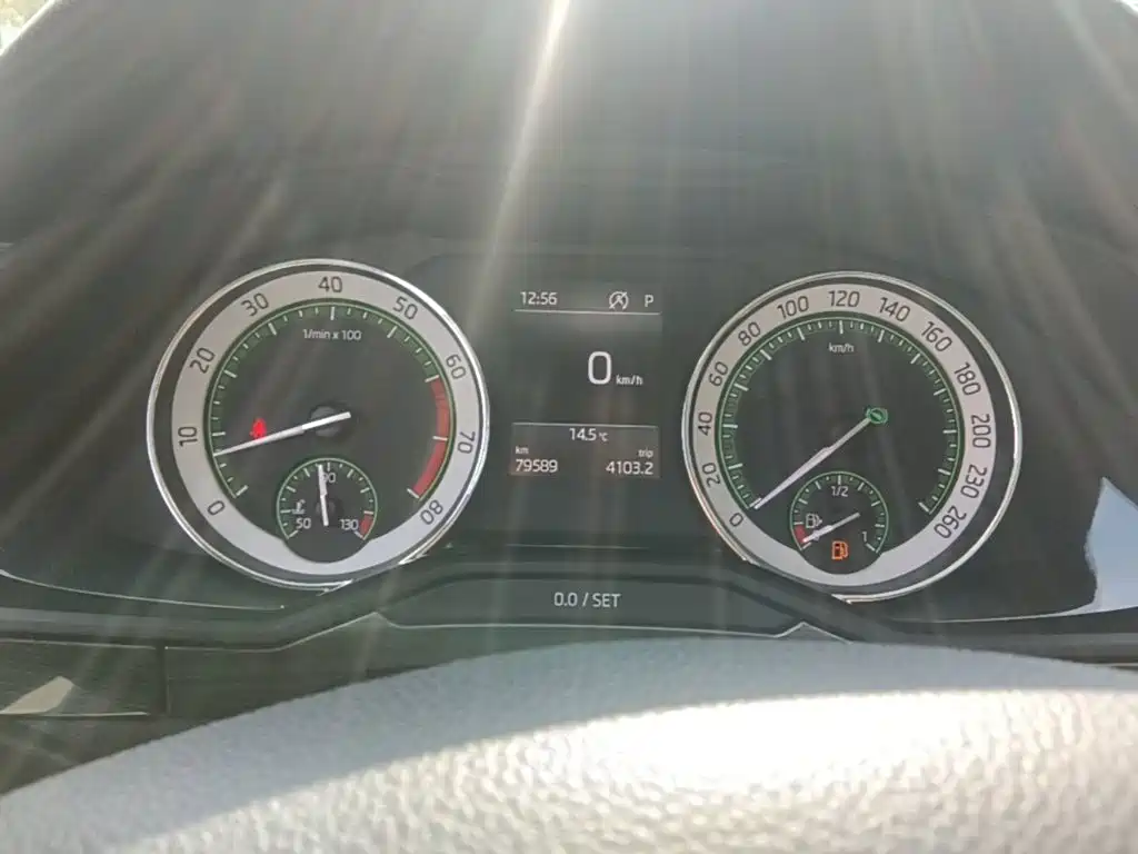 Skoda Superb — миниатюра 16