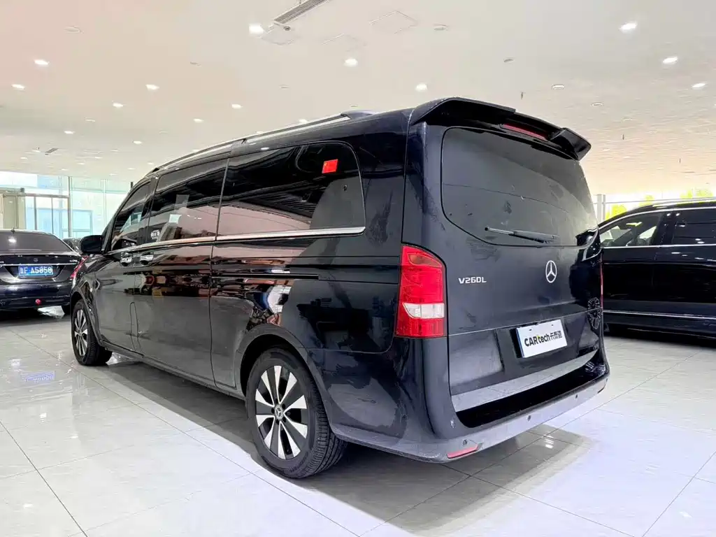 Mercedes-Benz Vito — миниатюра 4