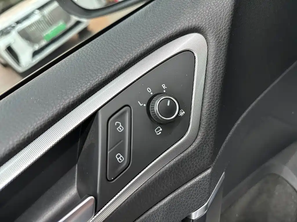 Volkswagen Golf — миниатюра 7