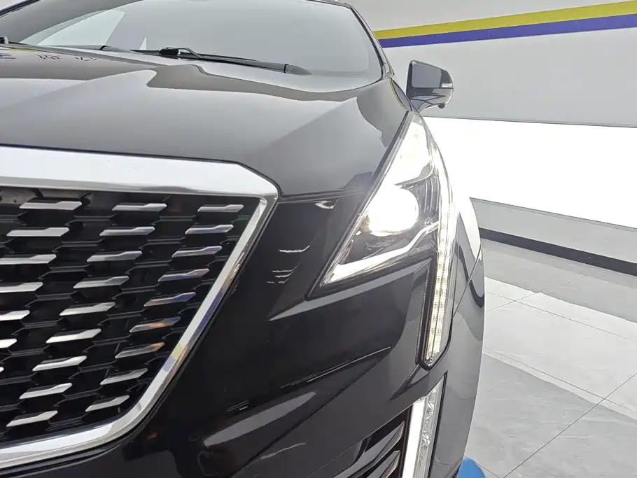 Cadillac XT5 — миниатюра 5