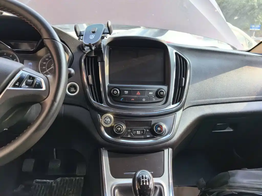 Baojun 560 — миниатюра 13
