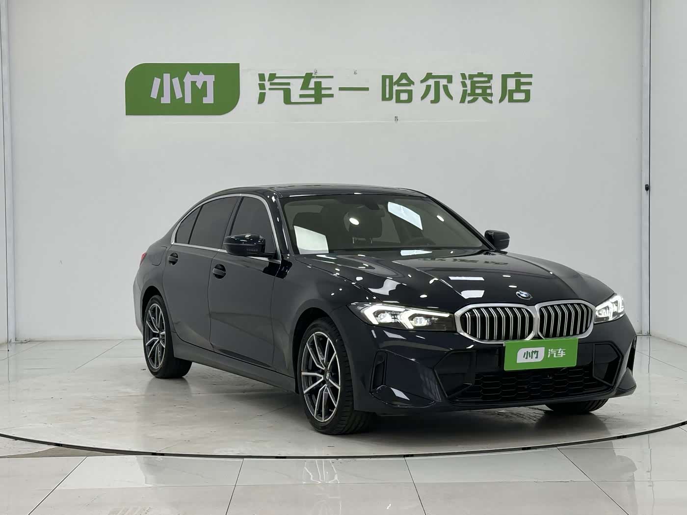 BMW 3 Series 2.0 л 2023 г. Чёрный, пробег 18000 км