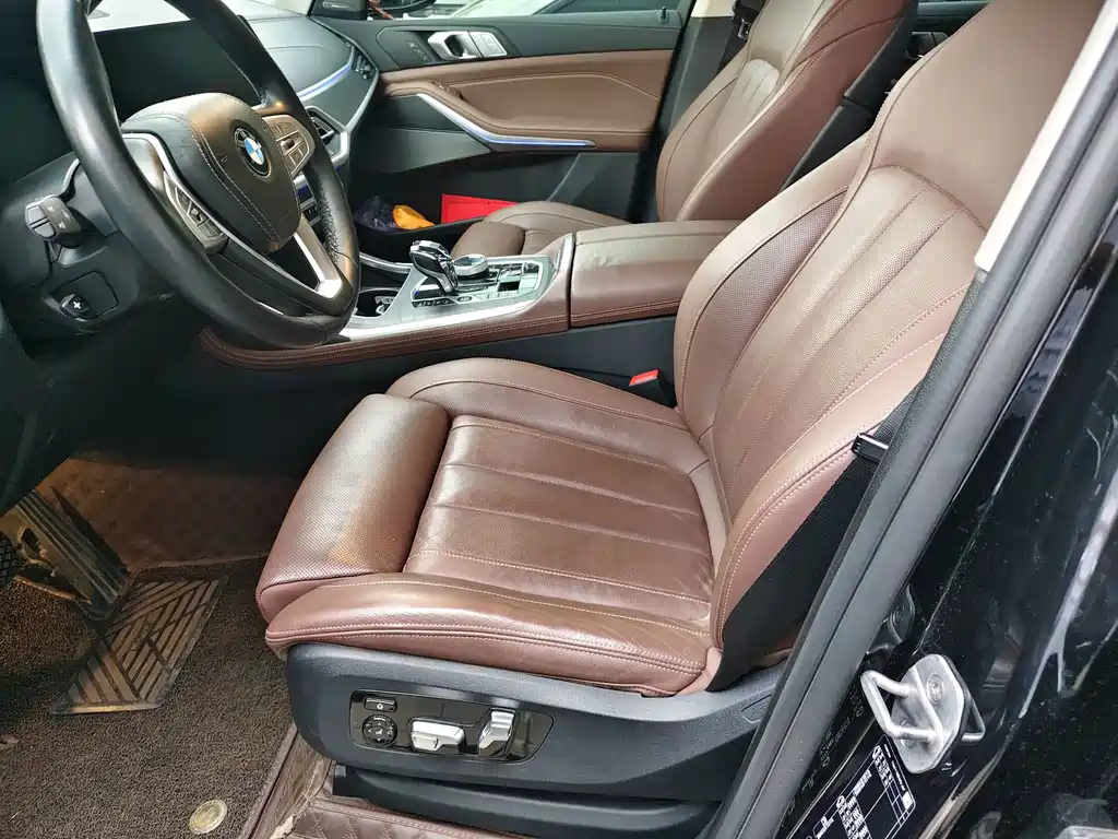 BMW X7 — миниатюра 5