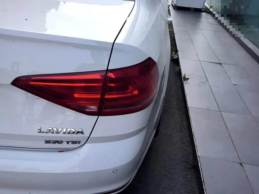 Volkswagen Lavida — миниатюра 8