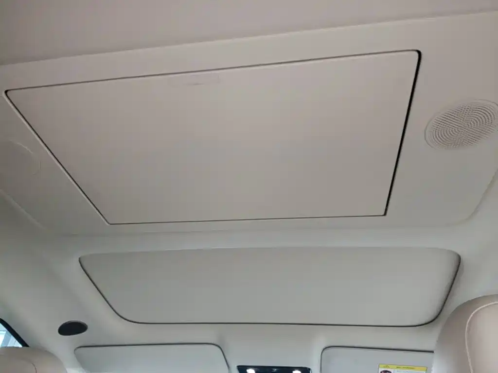 Li Auto Li i8 — миниатюра 18