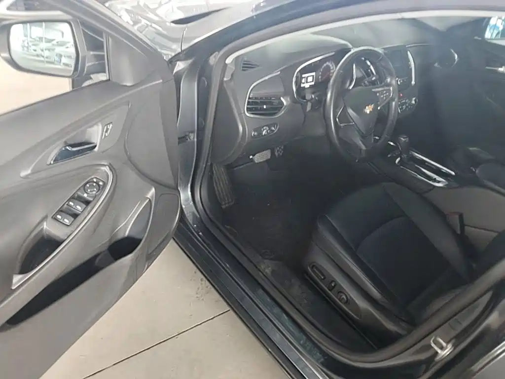 Chevrolet Malibu XL — миниатюра 16