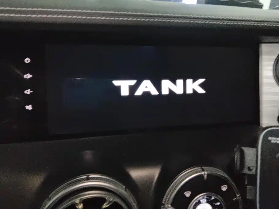 Tank Tank 300 — миниатюра 13