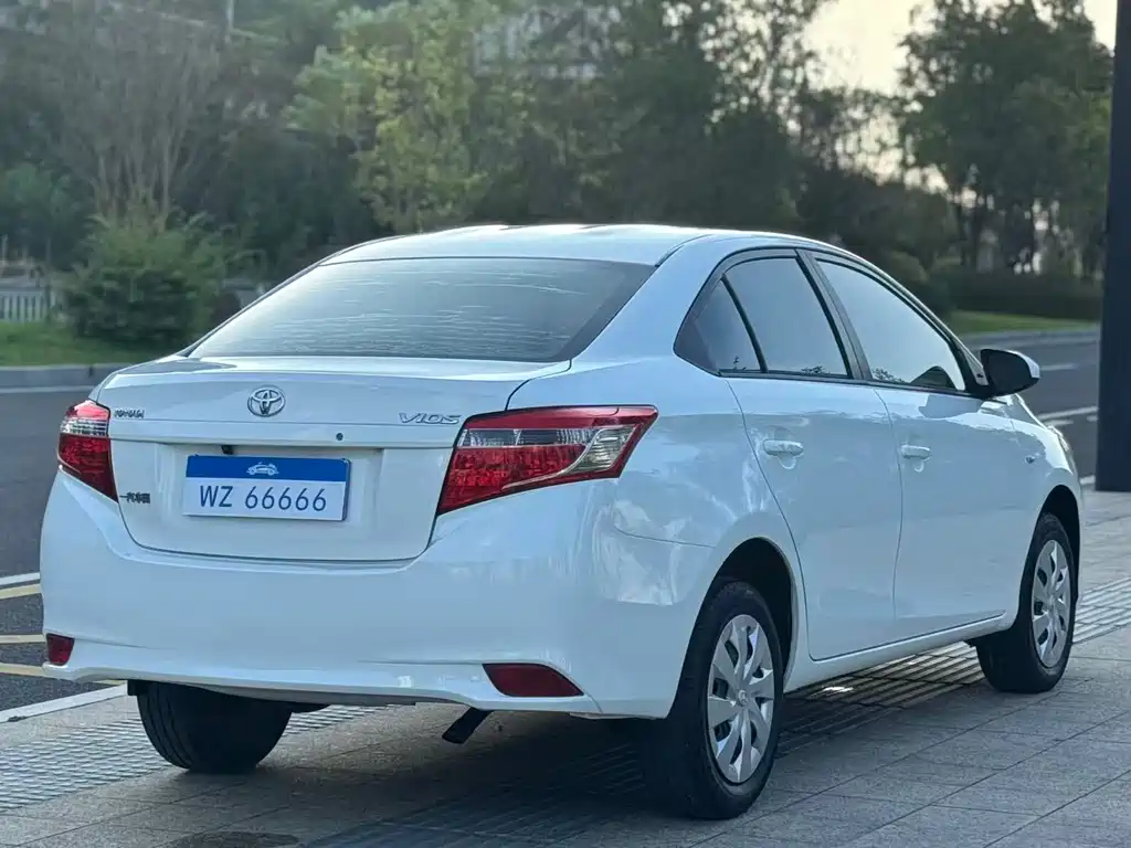 Toyota Vios — миниатюра 13