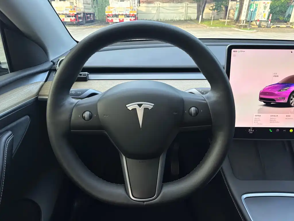 Tesla Model Y — фотографии объявления, Фото 16