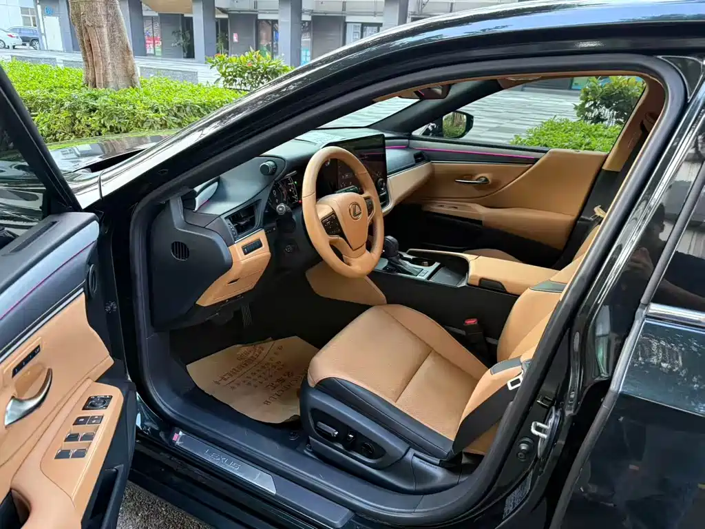 Lexus ES — миниатюра 5